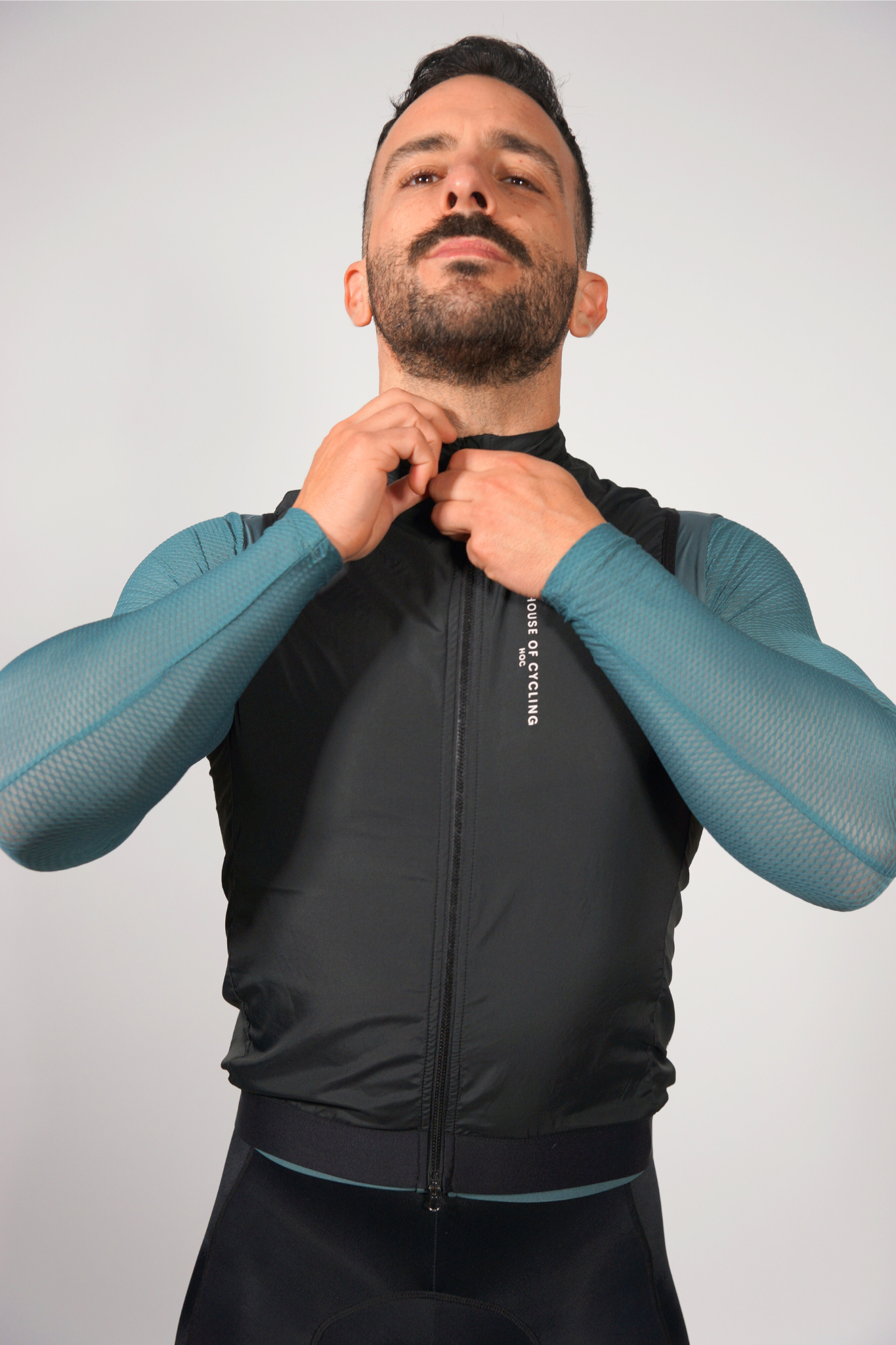 HOC Classic Vest