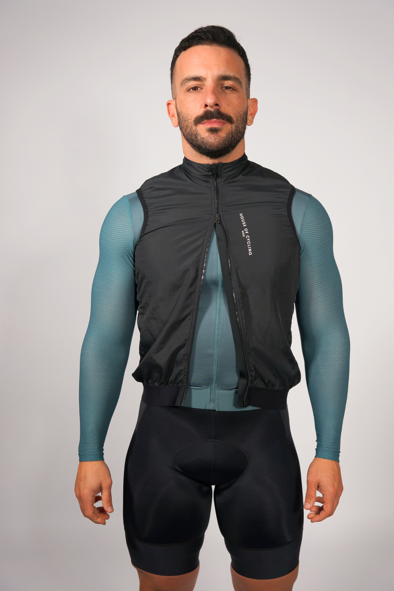 HOC Classic Vest